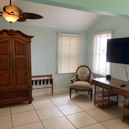 Southernmost House Hotel (Adults Only) キーウェスト エクステリア 写真