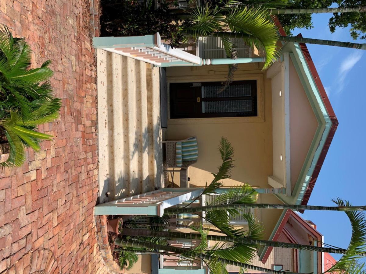 Southernmost House Hotel (Adults Only) キーウェスト エクステリア 写真