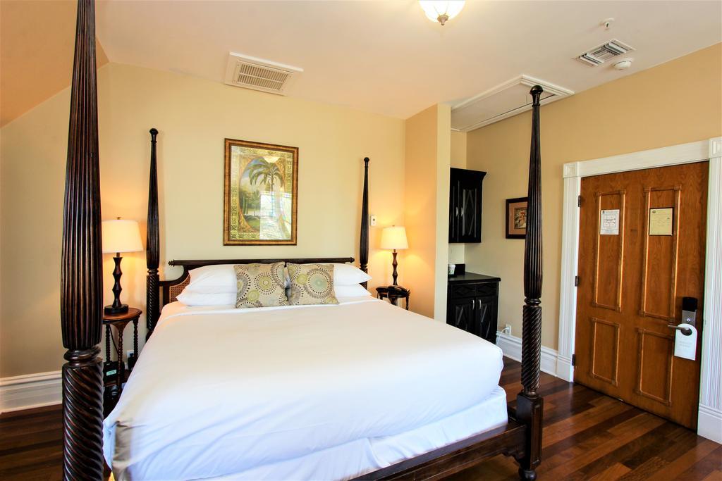 Southernmost House Hotel (Adults Only) キーウェスト エクステリア 写真