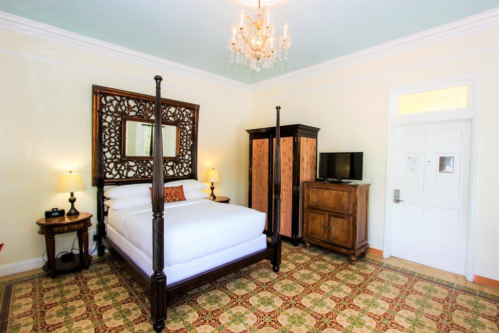 Southernmost House Hotel (Adults Only) キーウェスト エクステリア 写真